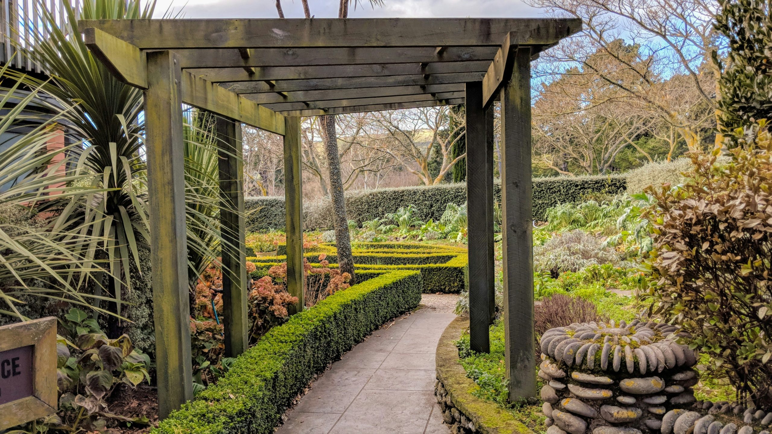 garden maintenance auckland